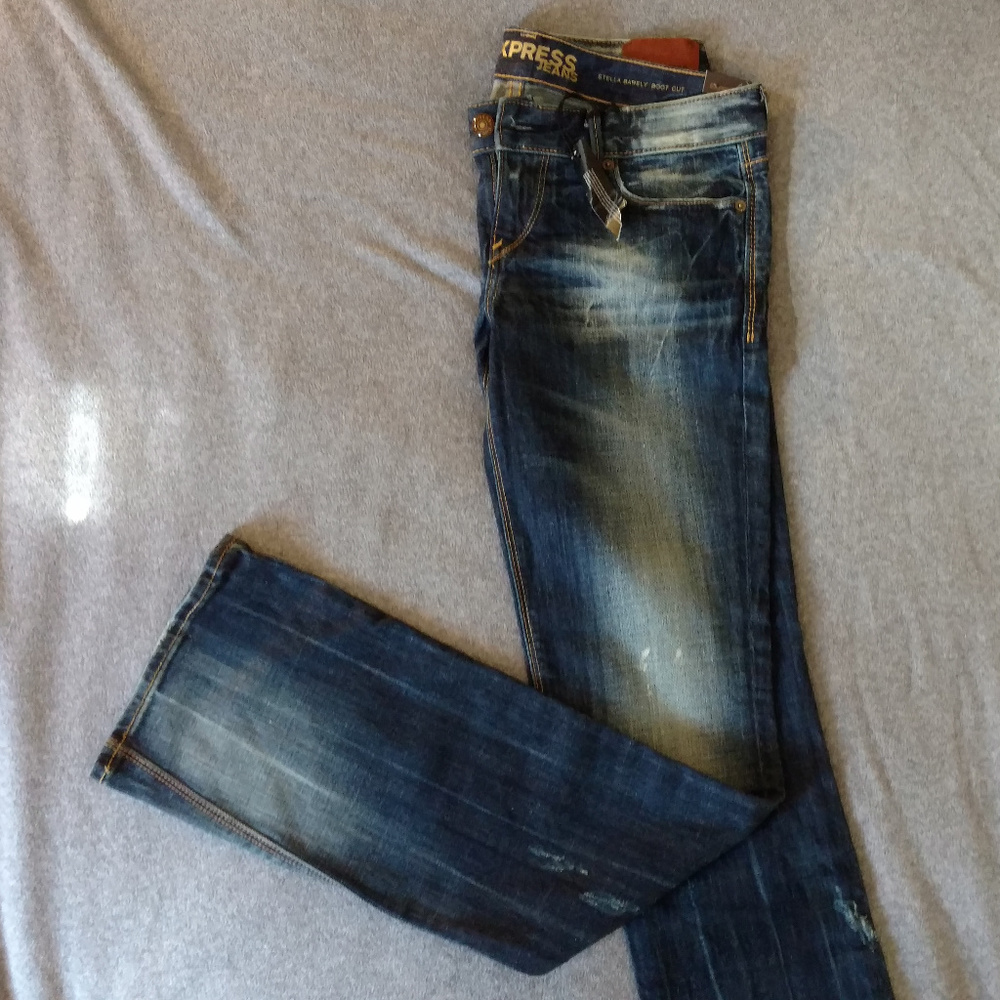 Distressed Express Boot Cut Jeans 4L NWT